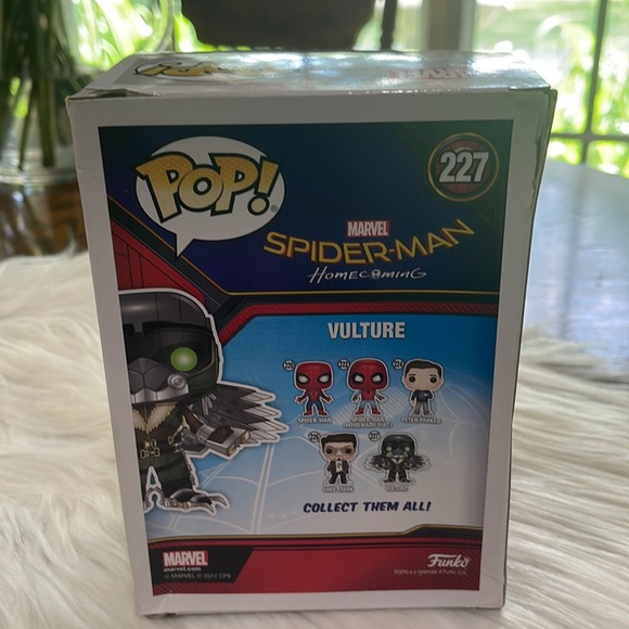 Funko POP! Vulture #227 Marvel Spider-Man Homecoming Vinyl Figure - Picture 4 of 12